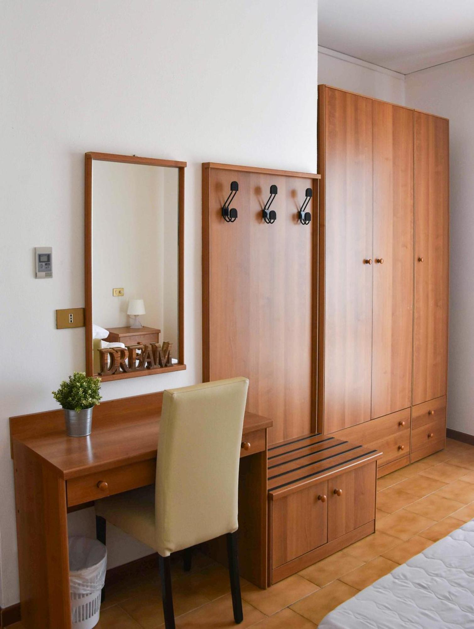 Hotel Umberto Лидо ди Йезоло Екстериор снимка