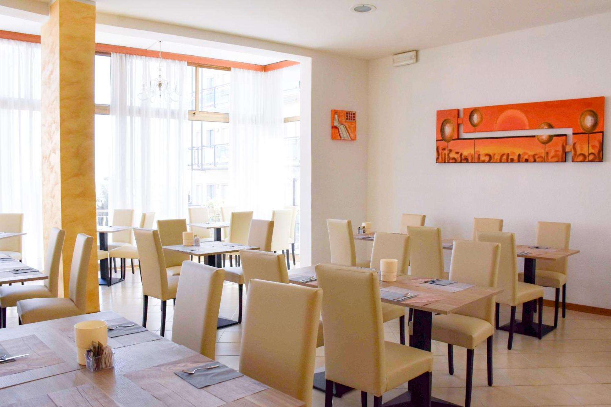 Hotel Umberto Лидо ди Йезоло Екстериор снимка