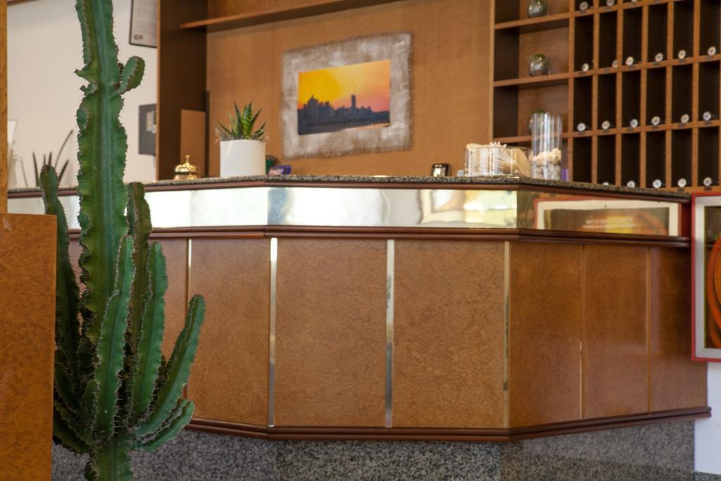 Hotel Umberto Лидо ди Йезоло Екстериор снимка