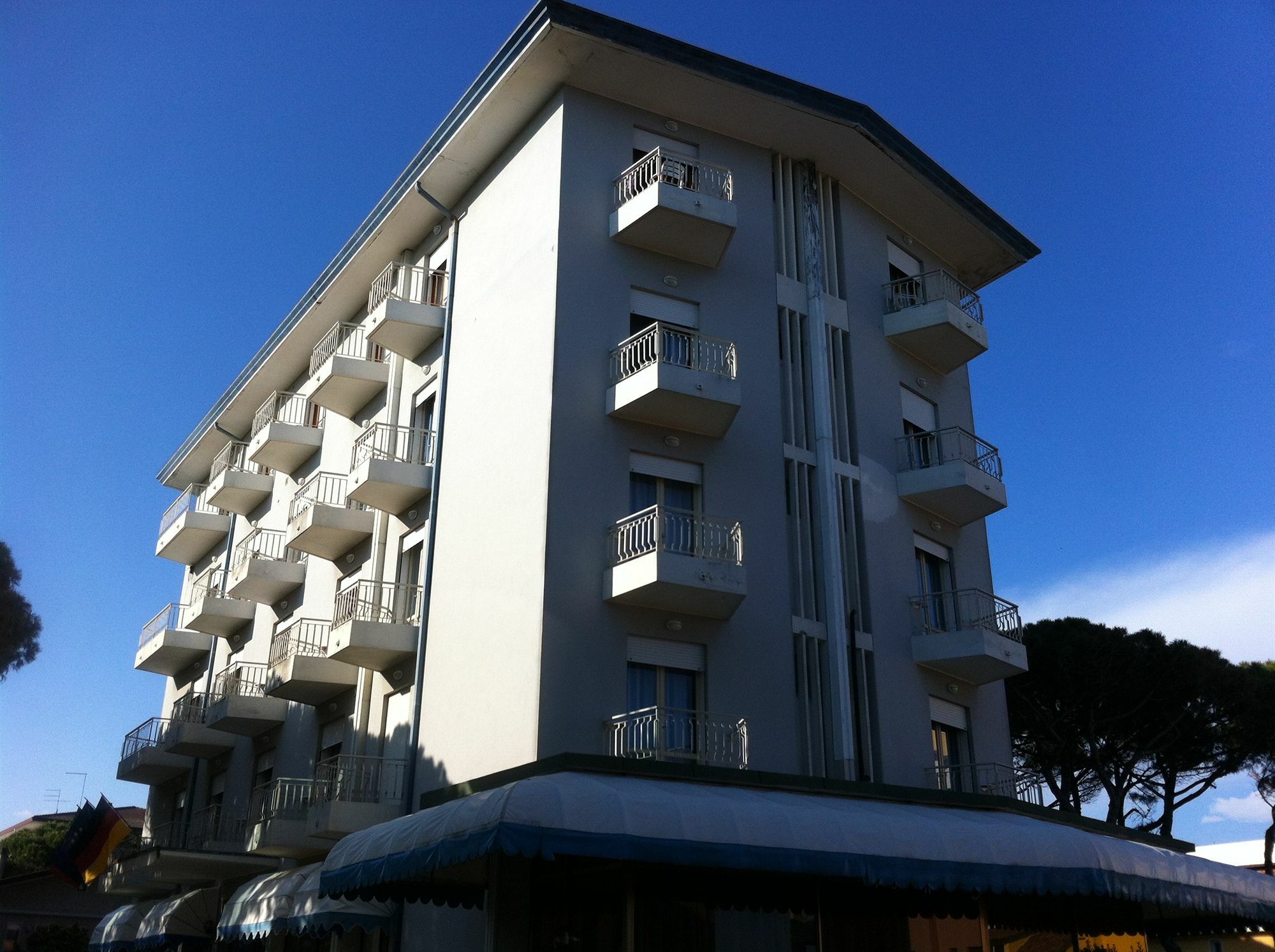 Hotel Umberto Лидо ди Йезоло Екстериор снимка