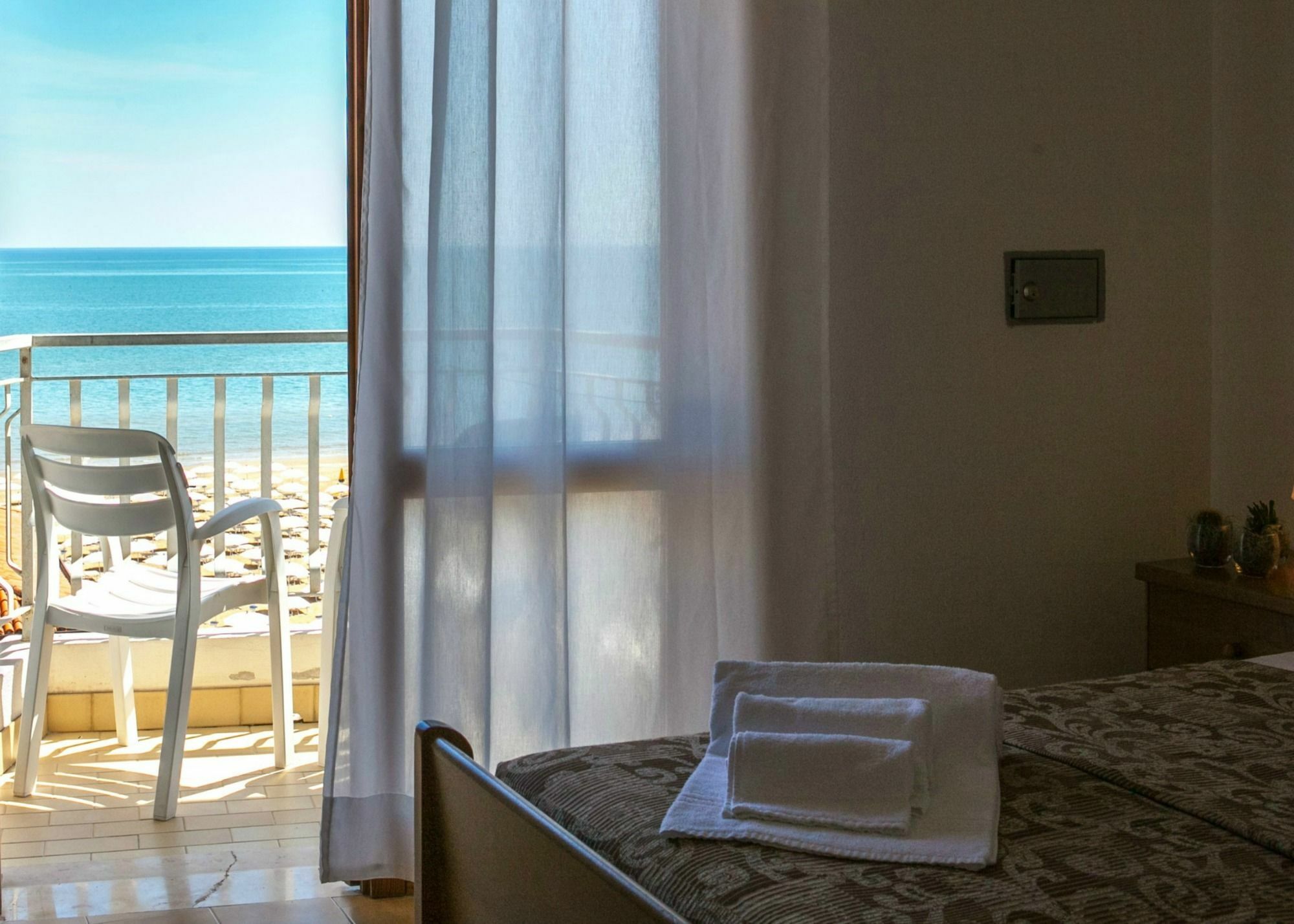 Hotel Umberto Лидо ди Йезоло Екстериор снимка
