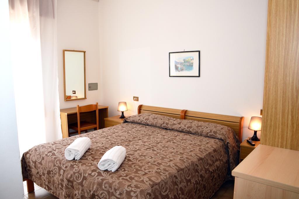 Hotel Umberto Лидо ди Йезоло Екстериор снимка
